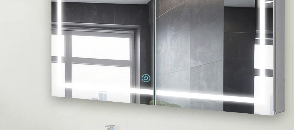 USB Port Bathroom Mirrors: Charge & Groom with Aquadom